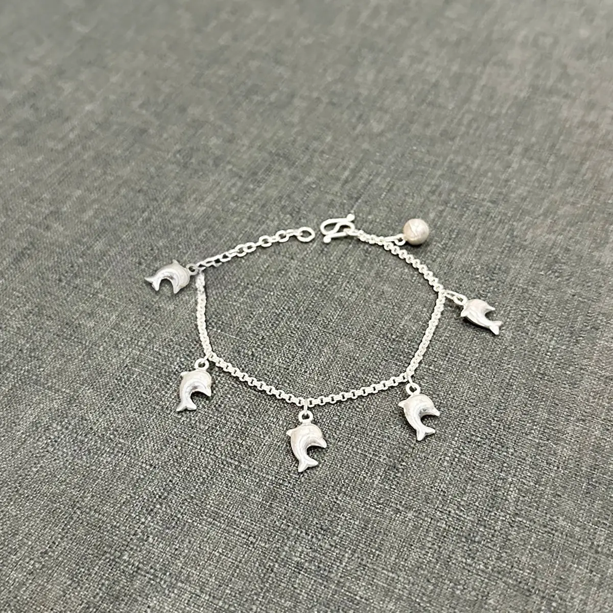 กำไลเงินแท้ ลายโซ่พร้อมปลาโลมา