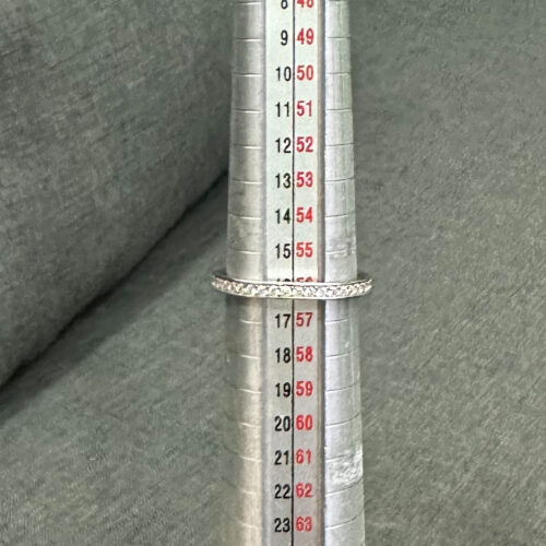 แหวนเงินเพชรแถวรอบวง Elegance Collections 03