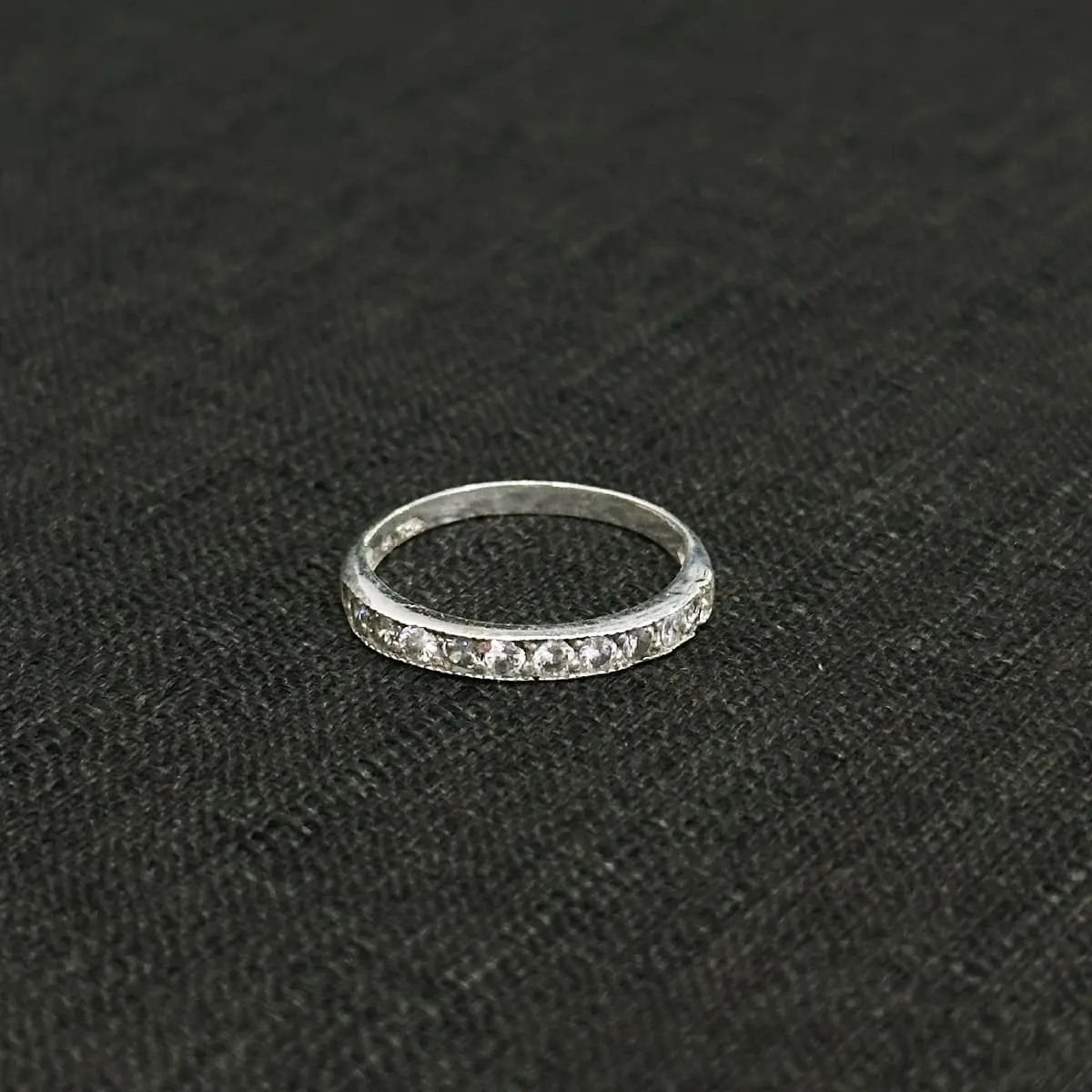 แหวนเพชรกลม เรียบๆ ขนาด50mm 02