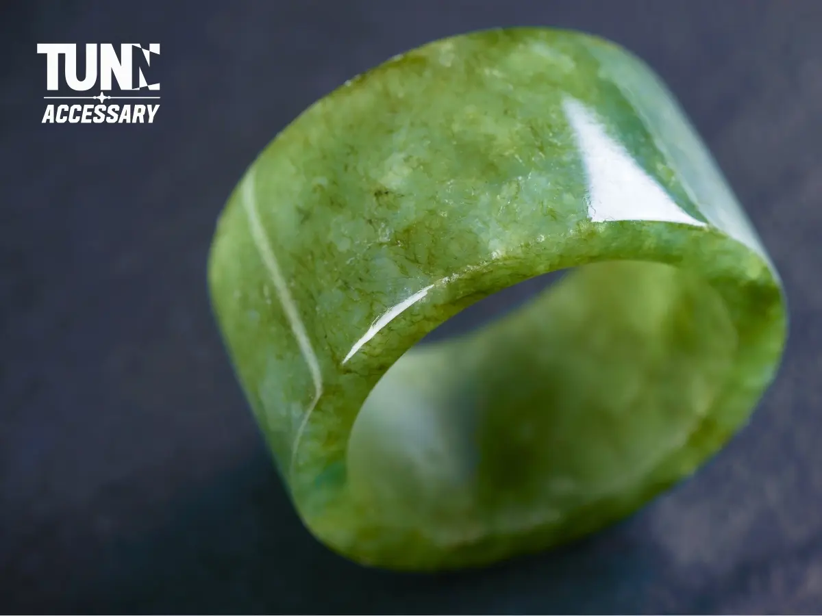 แหวนหยก ความหมายที่ลึกซึ้งและเป็นสิริมงคล แหวนหยก ความหมายที่ลึกซึ้งและเป็นสิริมงคล